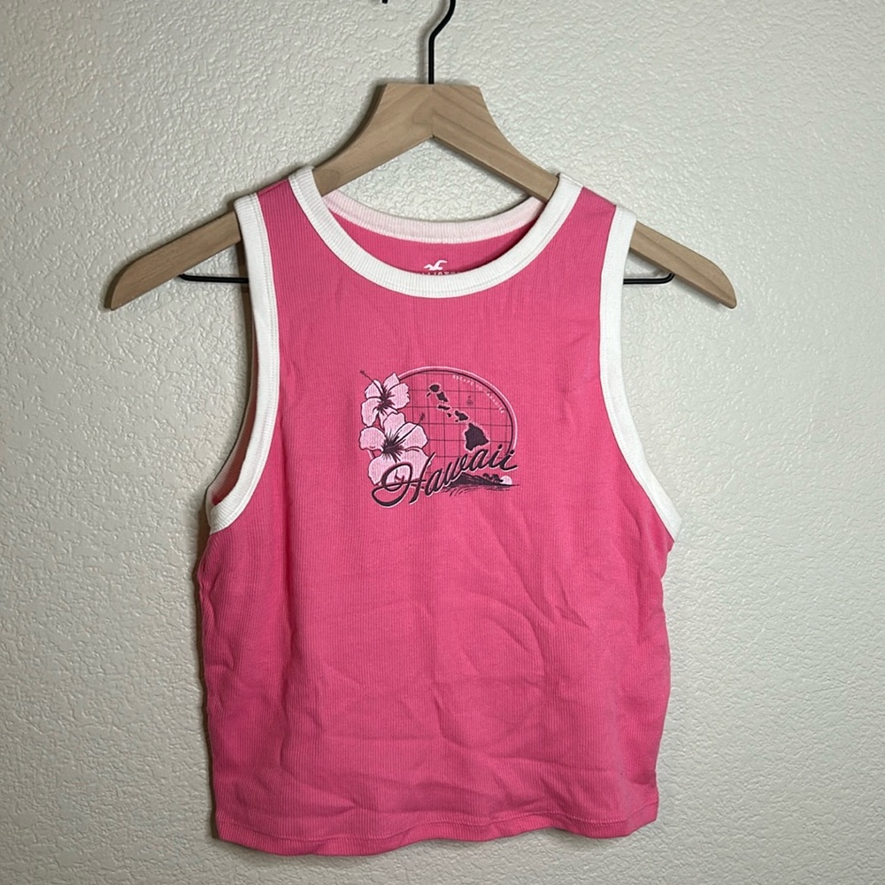 Hollister cropped graphic tank top